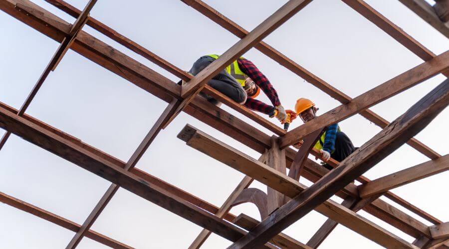 Expert new roof installation services in Arapahoe, NE